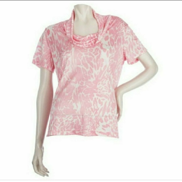 Susan Graver Tops - Susan graver style animal print blouse size 1X